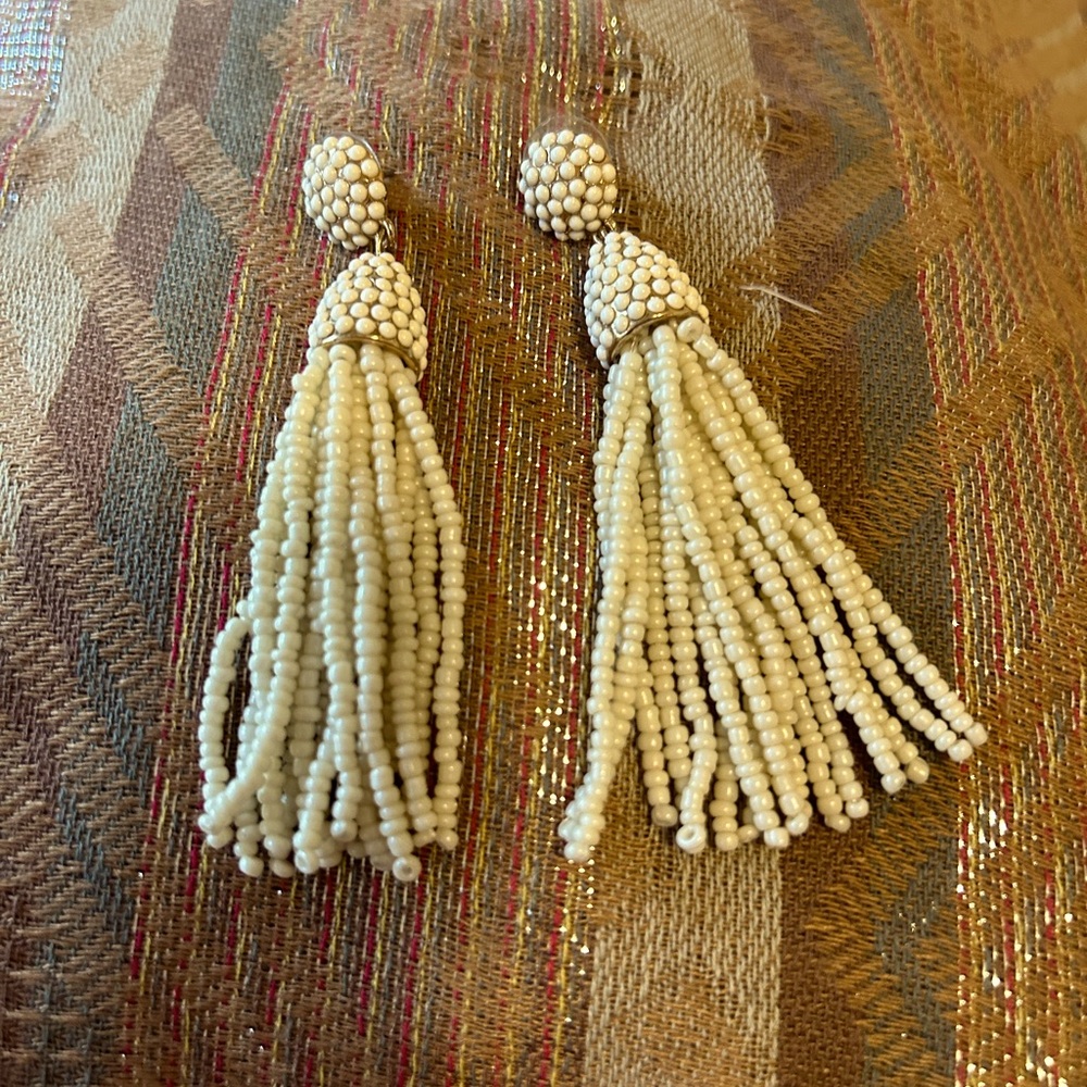 Sunday Funday ~ Jewelry Jam: creme beaded tassel earrings